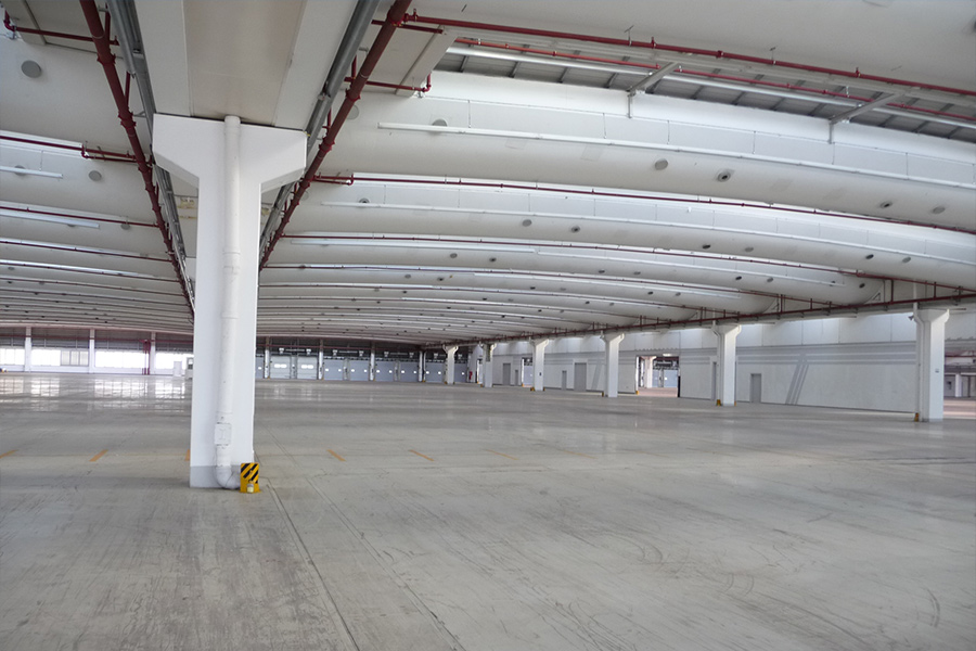 Logistik Portfolio Lagerhalle von Innen